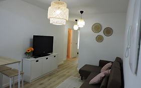 Apartamentos Dona Elena I Padron